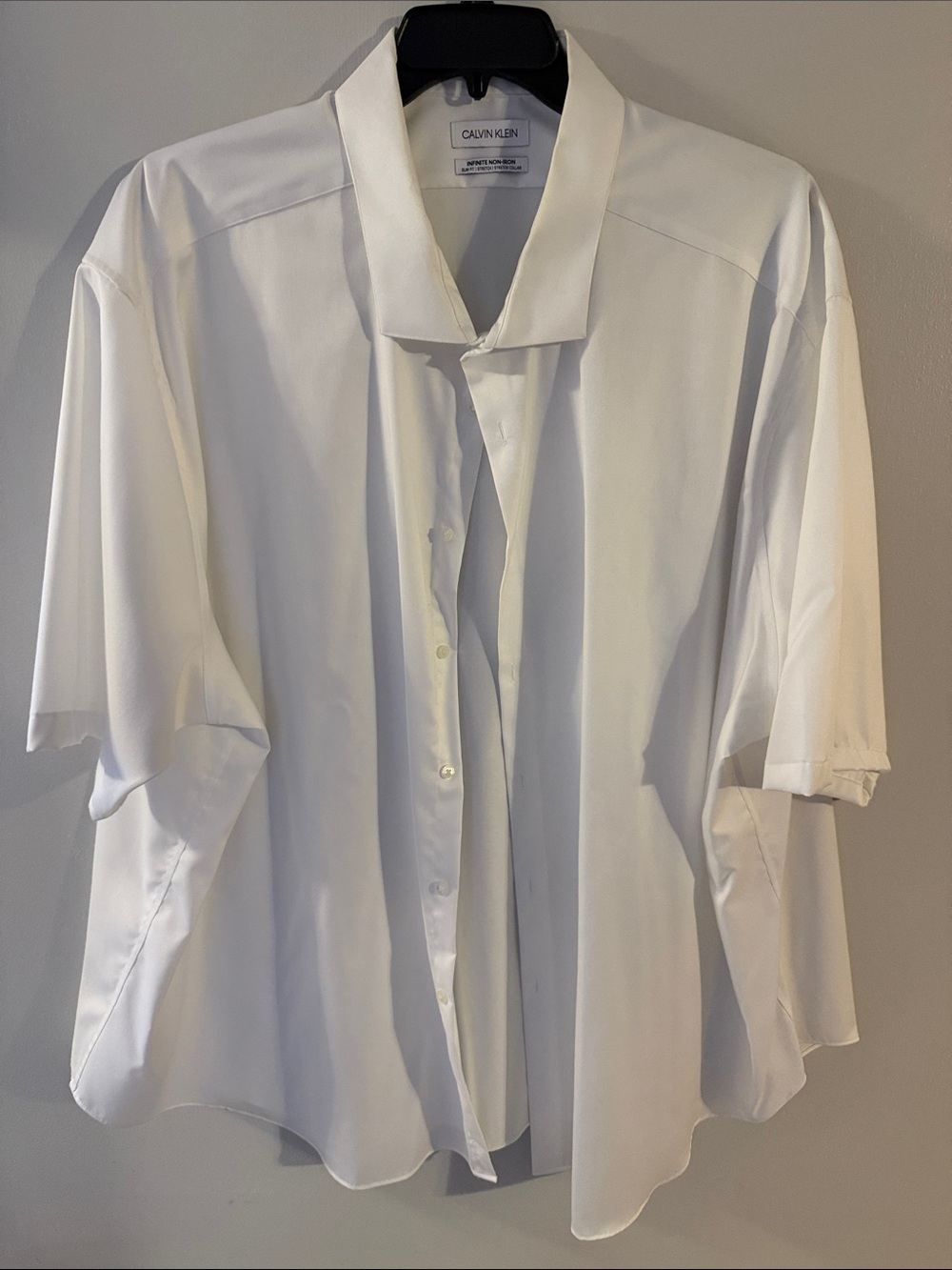 Calvin Klein Men’s White Short-Sleeve Button-Down Shirt 5XL